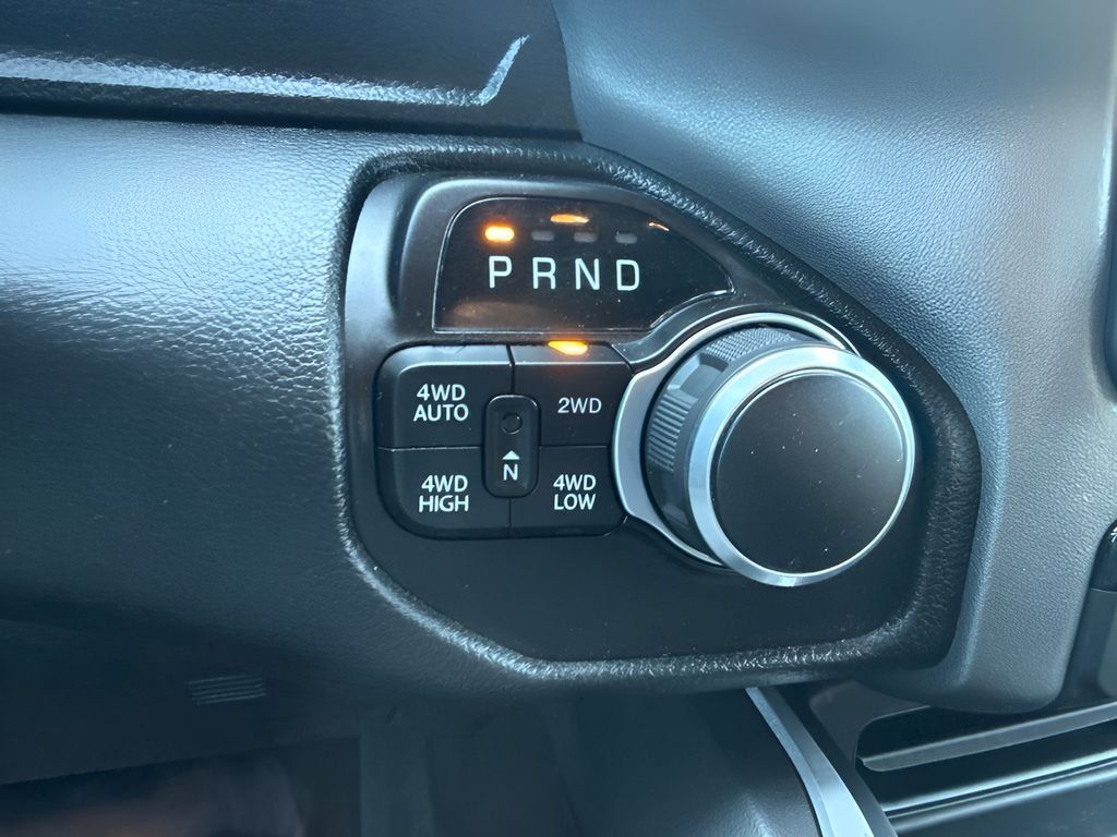 Used 2022 RAM 1500 Big Horn AWD/4WD image 18
