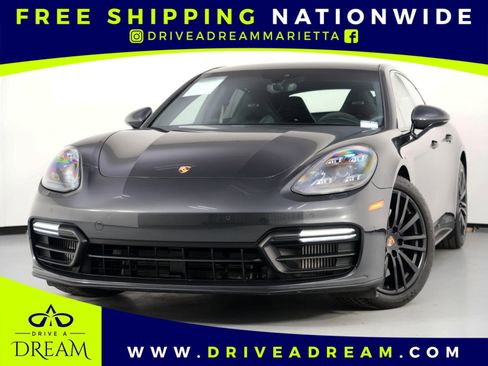 Used 2019 Porsche Panamera GTS image 1
