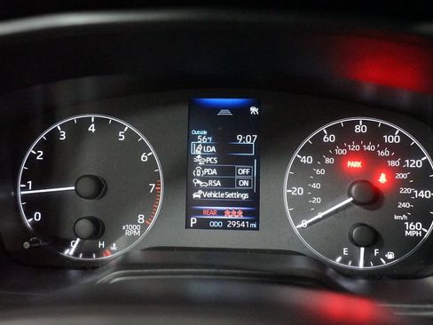 Certified 2025 Toyota Corolla Cross L image 15