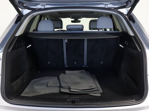 Used 2019 Audi Q5 Premium w/ Convenience Package AWD/4WD image 14
