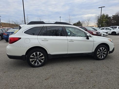 Used 2017 Subaru Outback 2.5i Limited image 7