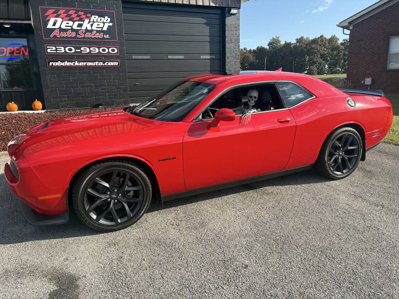 Used 2022 Dodge Challenger R/T w/ Plus Package RWD image 5