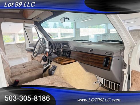 Used 1996 Dodge B2500 RWD image 40