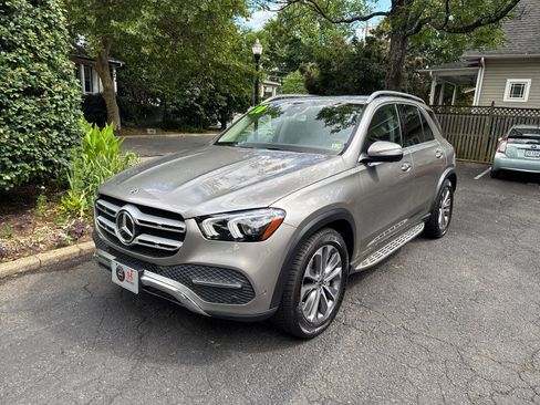 Used 2020 Mercedes-Benz GLE 350 4MATIC image 3