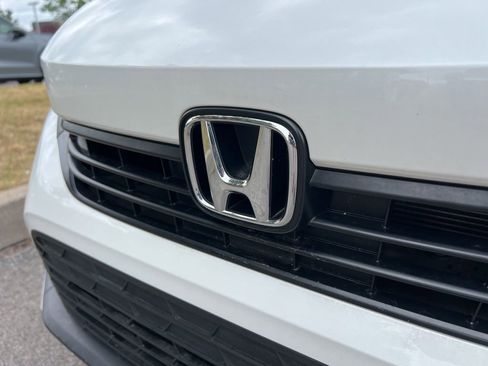 Used 2022 Honda Civic LX image 10
