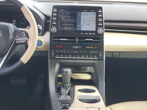 Certified 2020 Toyota Avalon Limited image 28