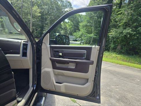 Used 2017 RAM 2500 Big Horn image 14