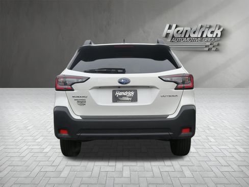 Certified 2025 Subaru Outback Premium w/ Popular Package #1A image 8