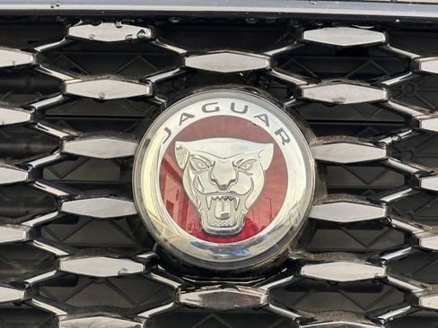 Used 2022 Jaguar F-PACE S AWD/4WD image 10