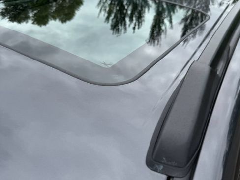 Certified 2025 Subaru Forester Premium AWD/4WD image 42