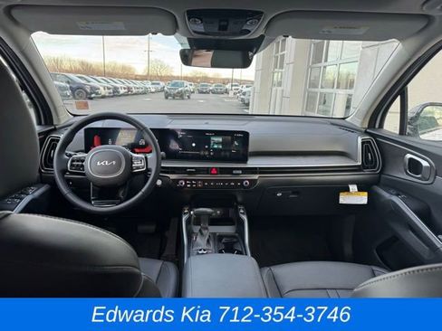 New 2025 Kia Sorento X-Line EX image 13