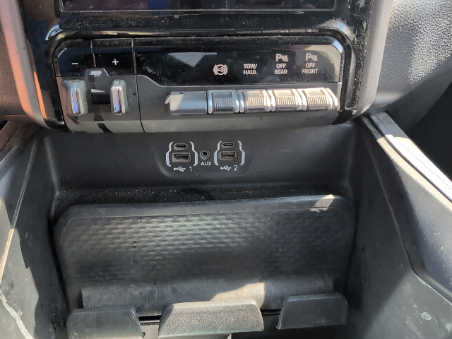 Used 2021 RAM 2500 Laramie w/ Night Edition AWD/4WD image 15