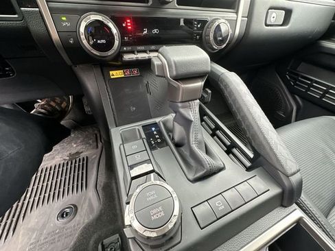 Certified 2025 Toyota 4Runner Limited image 24