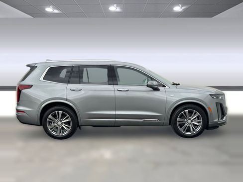 New 2025 Cadillac XT6 Premium Luxury w/ LPO, Floor Liner Package image 6