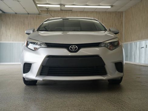 Used 2015 Toyota Corolla L FWD image 2