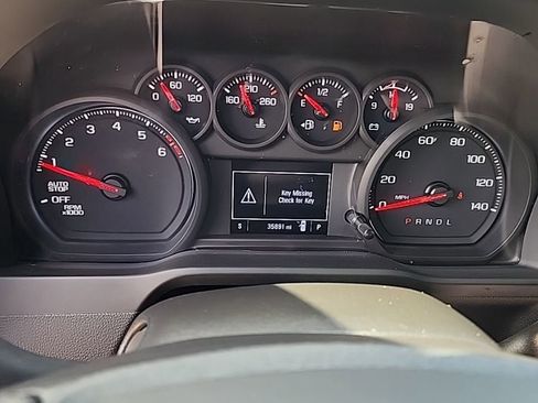 Used 2024 Chevrolet Silverado 1500 Custom image 10