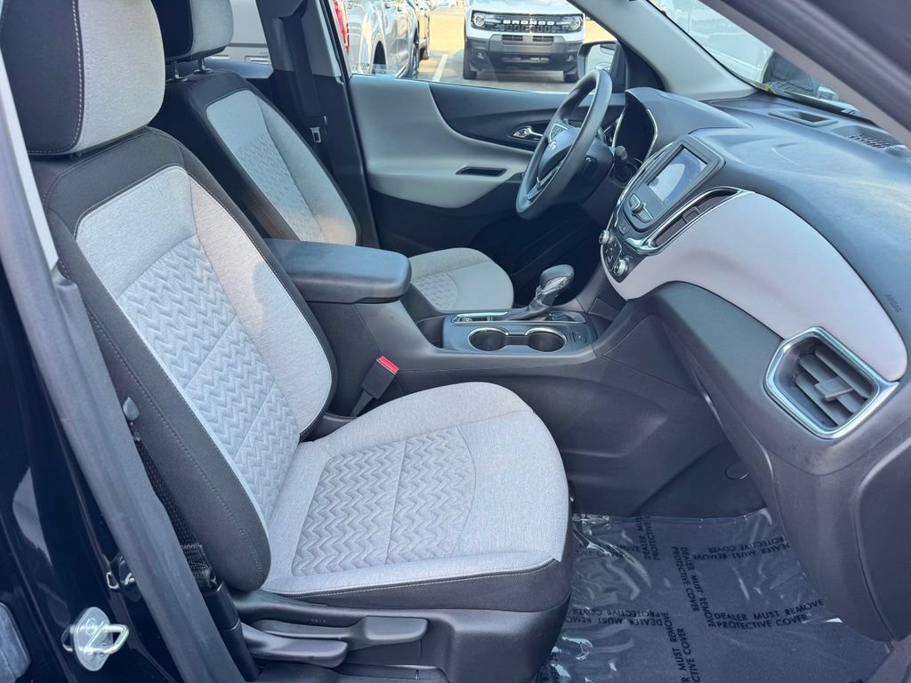 Used 2023 Chevrolet Equinox LT FWD image 25