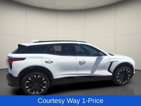 Used 2024 Chevrolet Blazer EV RS AWD/4WD image 11