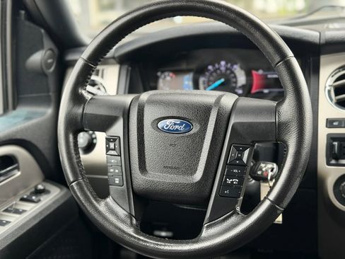 Used 2015 Ford Expedition EL XLT w/ Equipment Group 202A AWD/4WD image 36