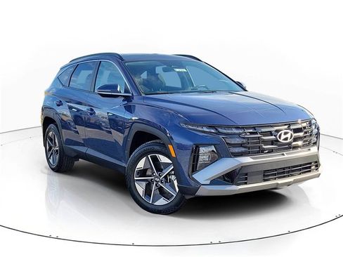 Certified 2025 Hyundai Tucson SEL image 1