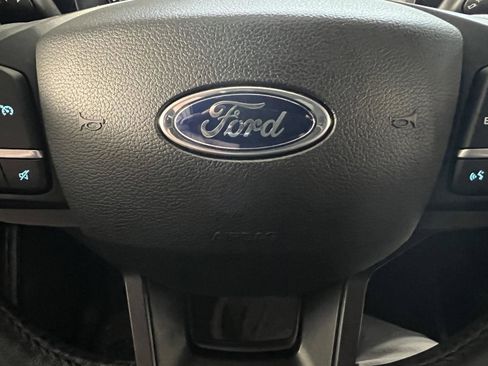 Used 2020 Ford Explorer XLT w/ Equipment Group 202A AWD/4WD image 20