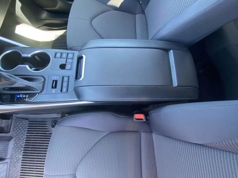 Certified 2024 Toyota Highlander LE AWD/4WD image 20