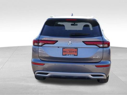 Used 2023 Mitsubishi Outlander SEL image 6