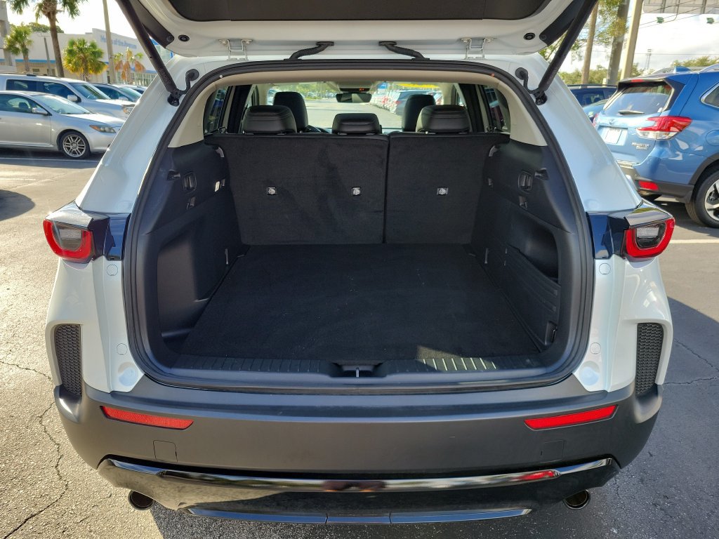 Used 2025 MAZDA CX-50 AWD 2.5 Hybrid w/ Premium Pkg image 12