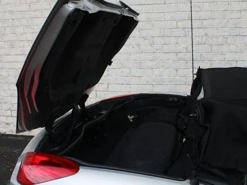 Used 2007 Pontiac Solstice GXP w/ Premium Package image 27