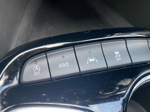 Used 2025 Buick Encore GX Sport Touring AWD/4WD image 40