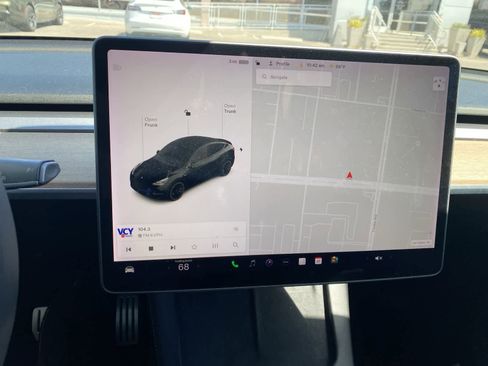 Used 2021 Tesla Model Y Performance AWD/4WD image 15