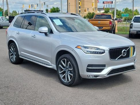 Used 2017 Volvo XC90 T6 Momentum w/ Vision Package AWD/4WD image 7