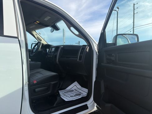 Used 2023 RAM 1500 Tradesman AWD/4WD image 13