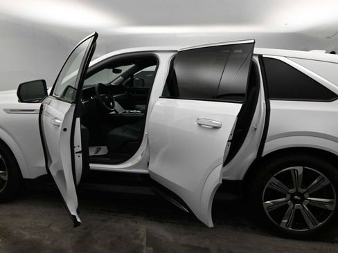 New 2025 Cadillac Escalade IQ Luxury 2 image 12