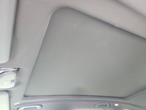 Used 2024 BMW X5 sDrive40i w/ Premium Package RWD image 19