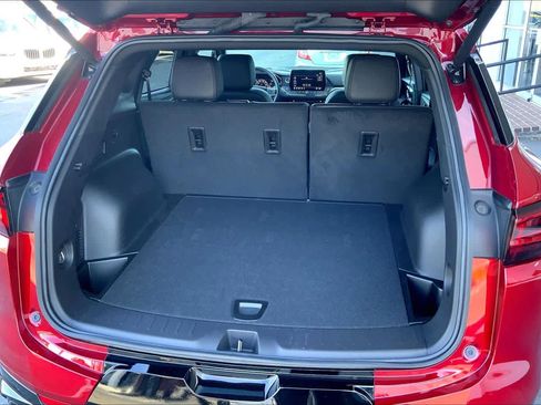 Used 2025 Chevrolet Blazer RS image 34