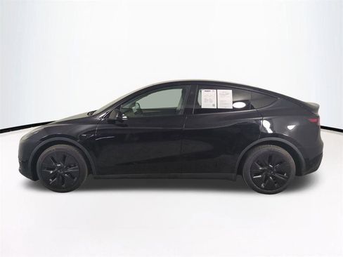 Used 2023 Tesla Model Y Long Range AWD/4WD image 8