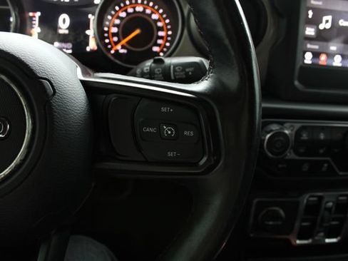 Used 2018 Jeep Wrangler Unlimited Sport S AWD/4WD image 12