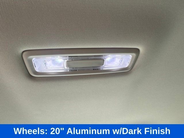 Used 2021 Buick Envision Essence w/ Sport Touring Package FWD image 13
