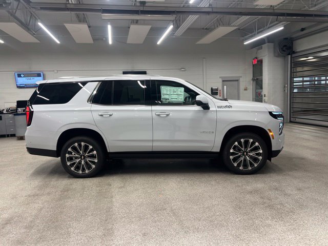 New 2027 Chevrolet Tahoe High Country AWD/4WD image 4
