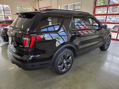 Used 2018 Ford Explorer Sport w/ Equipment Group 401A AWD/4WD image 7