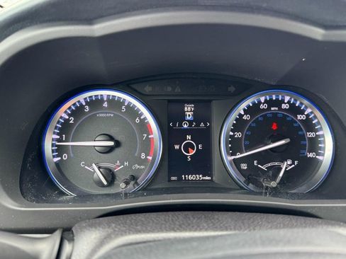 Used 2014 Toyota Highlander XLE AWD/4WD image 24