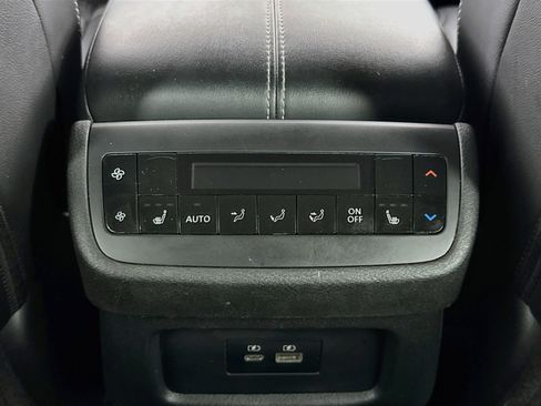 Used 2023 Nissan Pathfinder SL w/ SL Premium Package AWD/4WD image 27