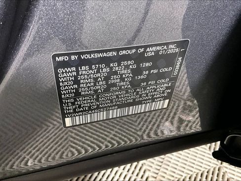 Used 2025 Volkswagen Atlas SE FWD image 26
