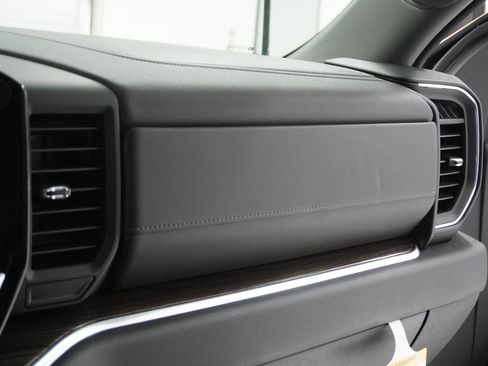 New 2026 Chevrolet Silverado 2500 LT w/ Trail Boss Package image 28