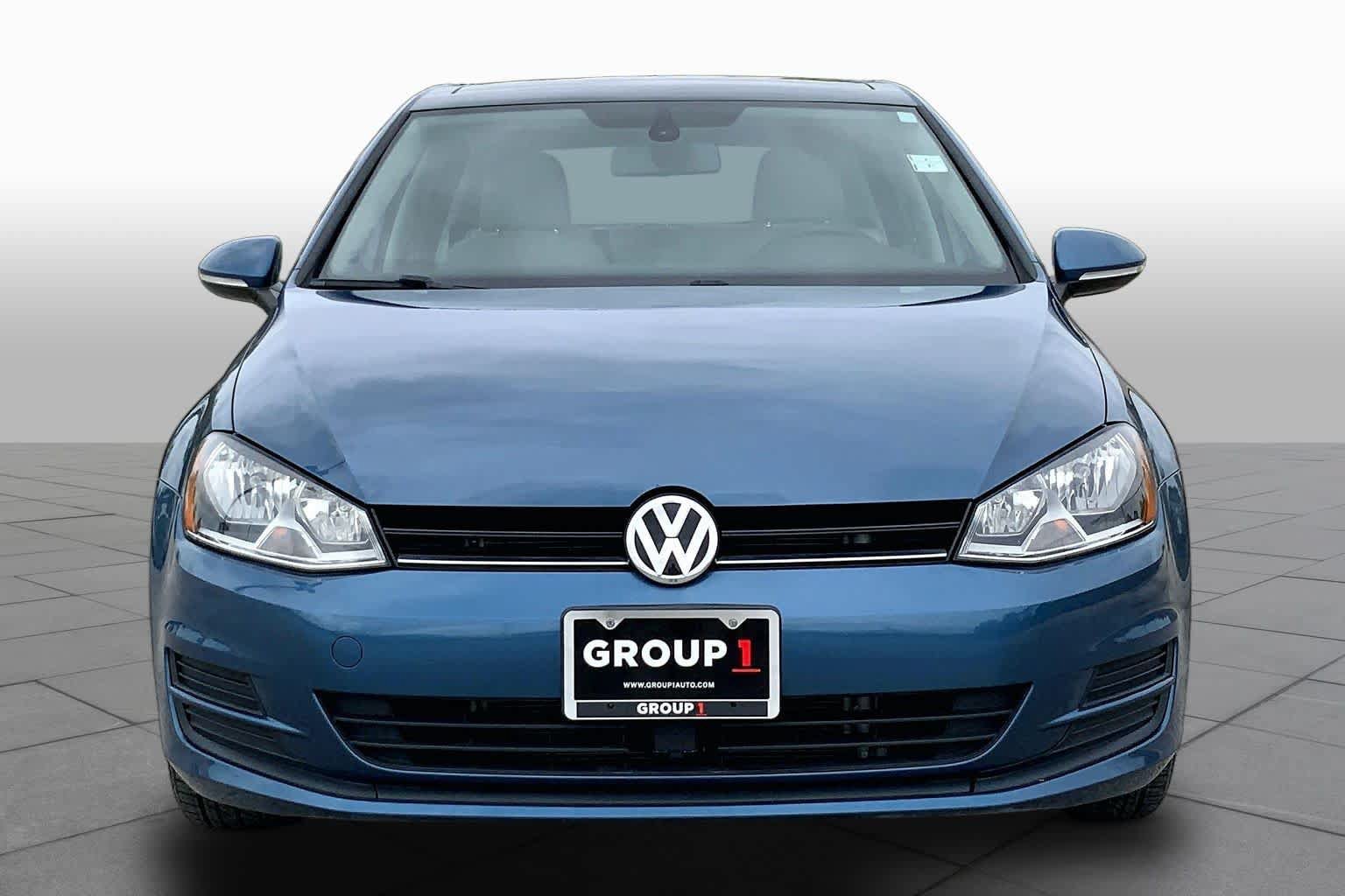 Used 2017 Volkswagen Golf Wolfsburg Edition FWD image 4