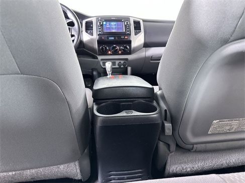 Used 2013 Toyota Tacoma PreRunner w/ SR5 Pkg image 22