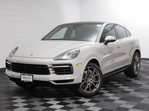 Used 2022 Porsche Cayenne Platinum Edition image 1