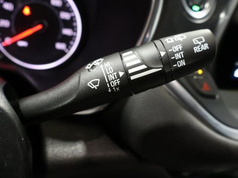 Used 2025 Chevrolet Blazer LT image 36