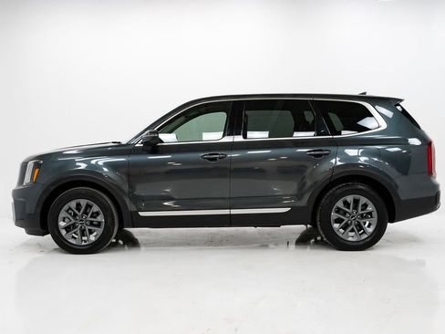 Used 2023 Kia Telluride LX FWD image 29